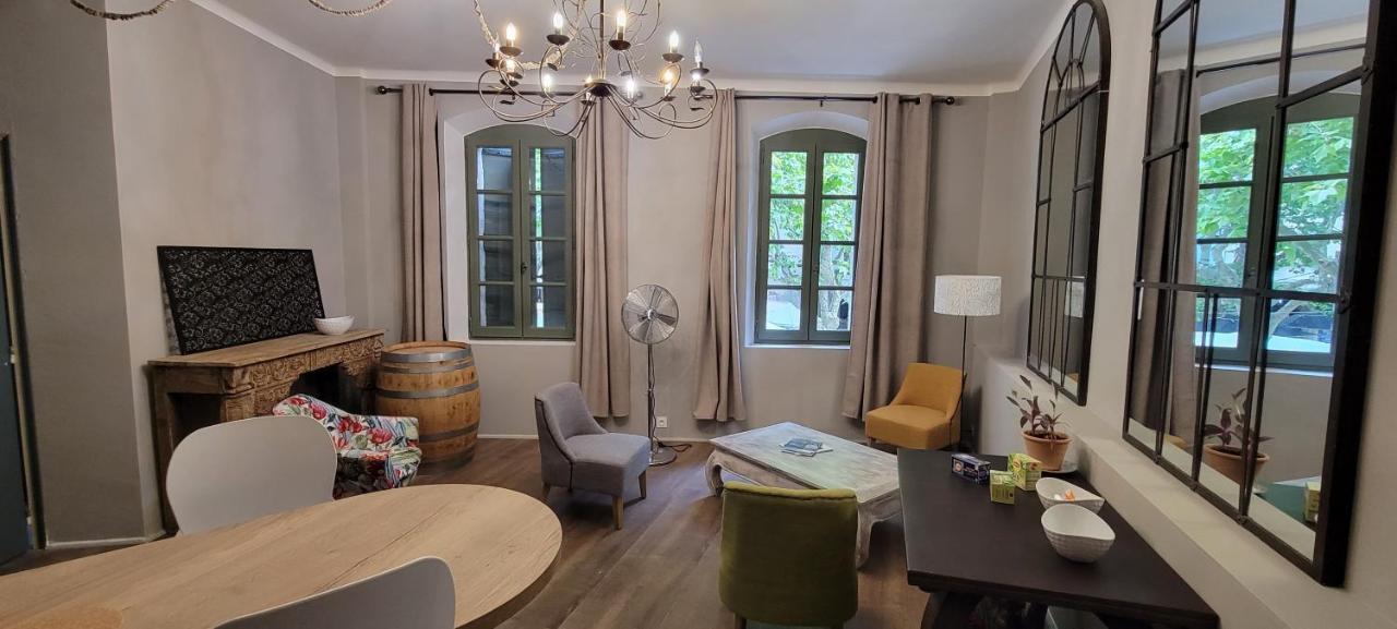 Une chambre à Uzès Exterior foto