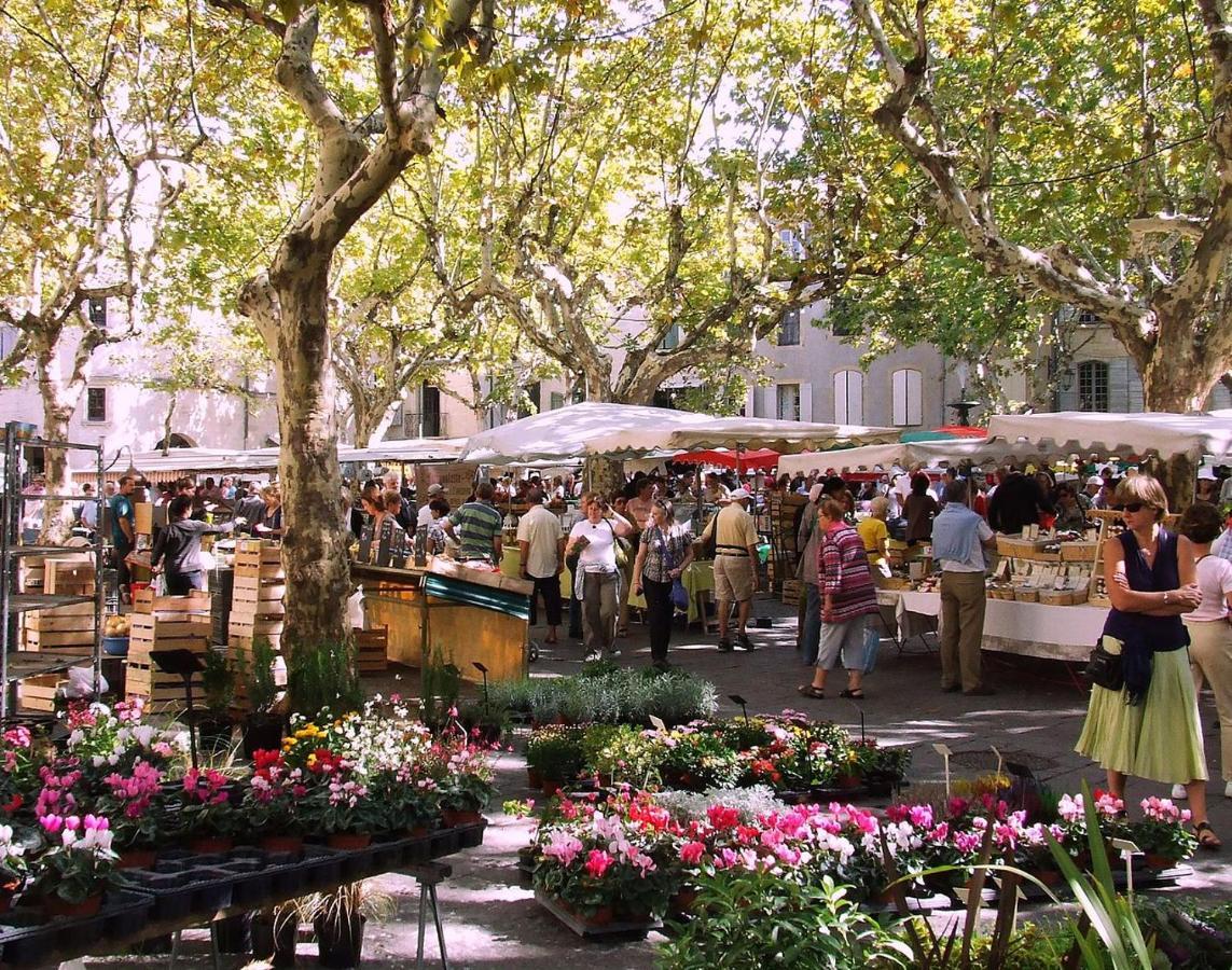 Une chambre à Uzès Exterior foto